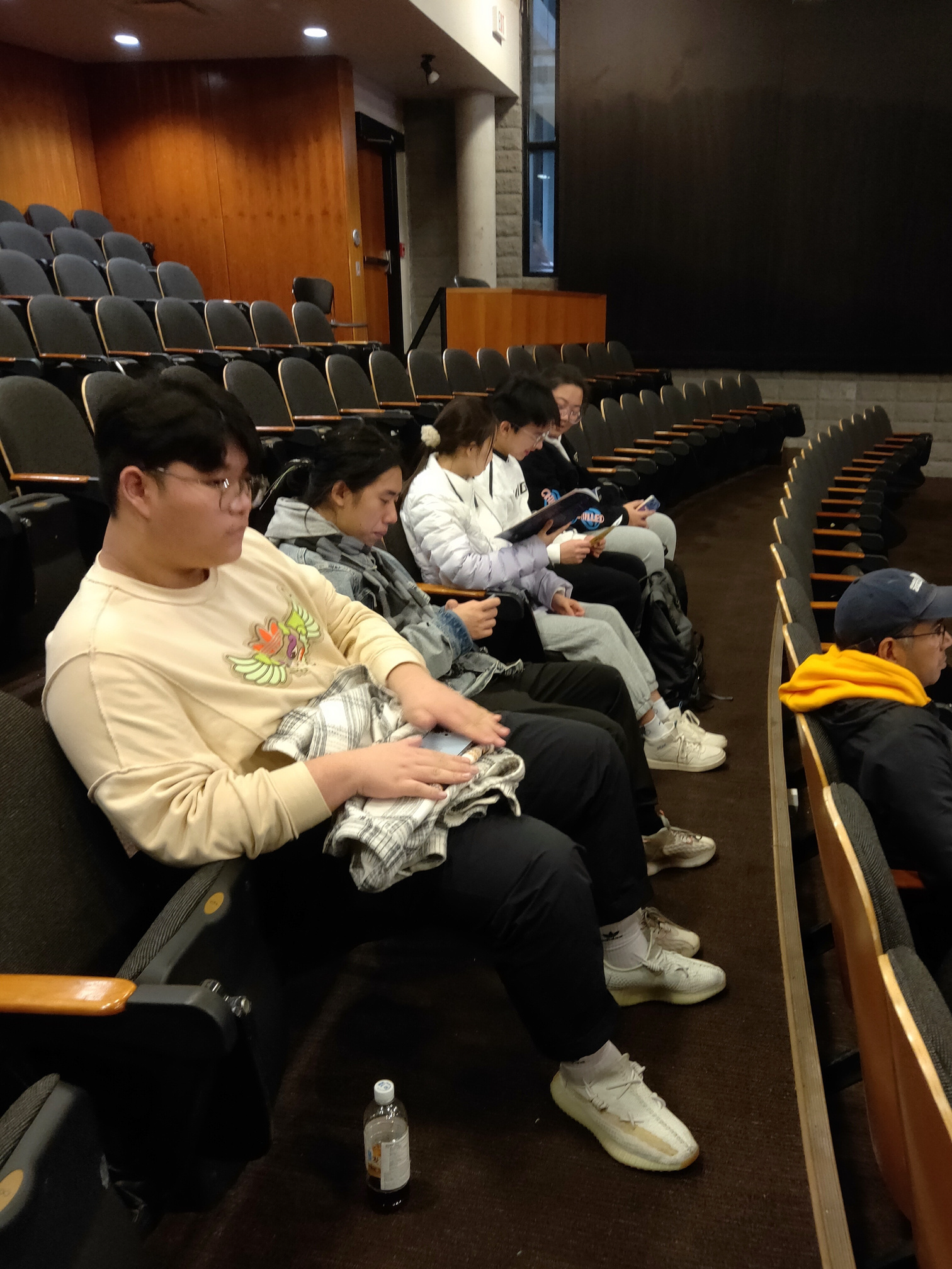 University Campus Tour — photo 5