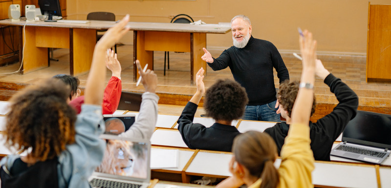 An AP / IB lecture at The Duncan Academy